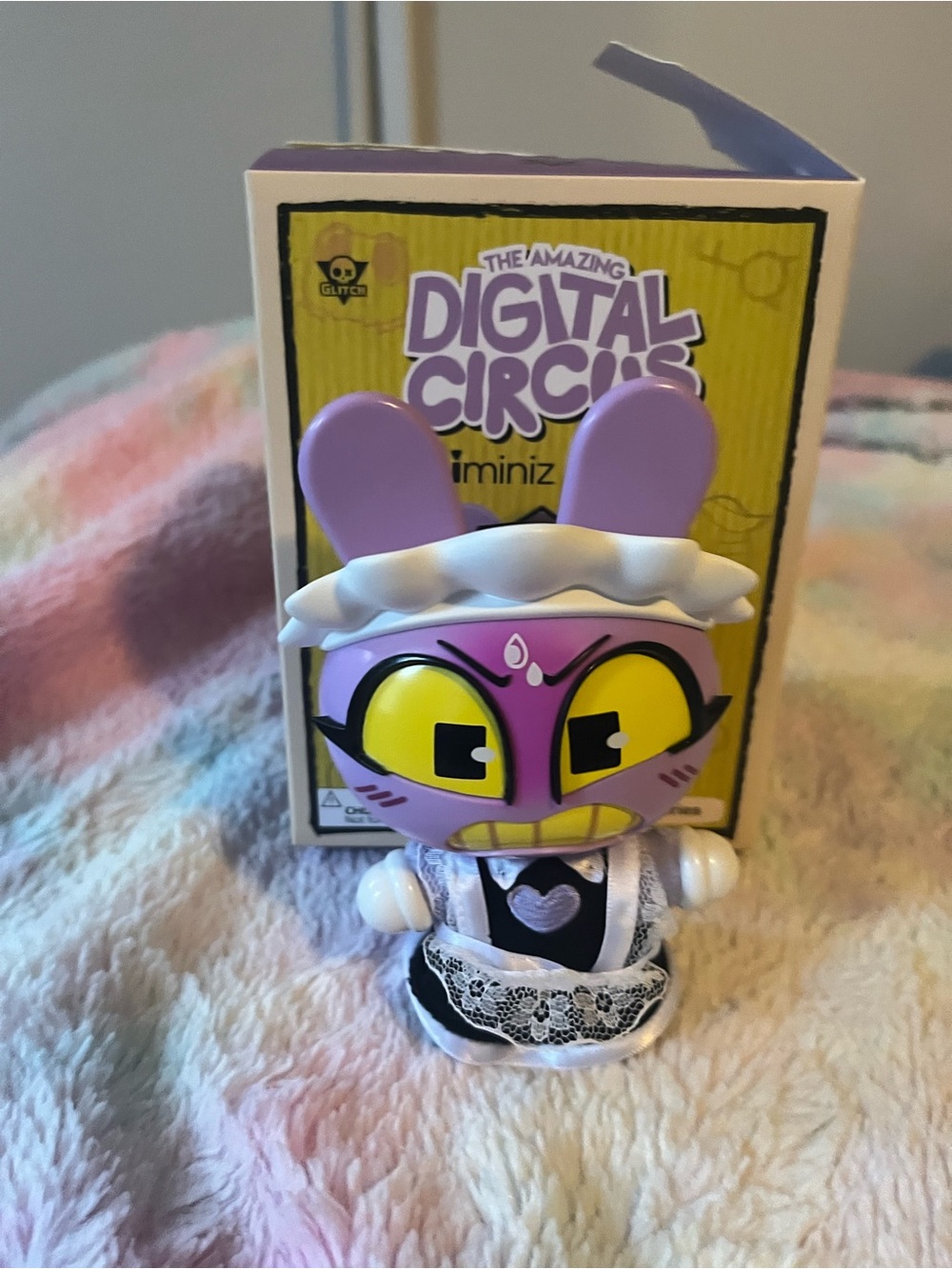Official The Amazing Digital Circus Animiniz Pendantz – Maid Jax
